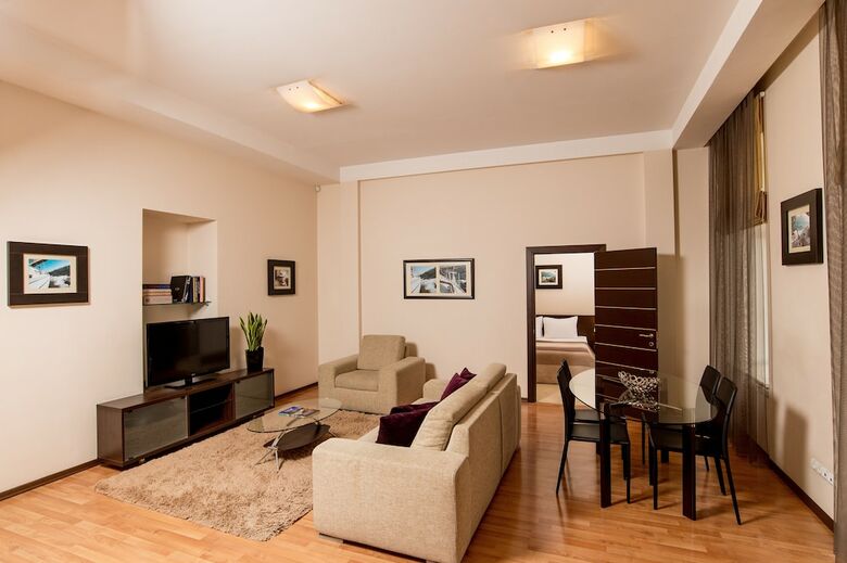 Hotel Senator Apartments City Center