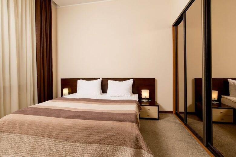 Hotel Senator Apartments City Center