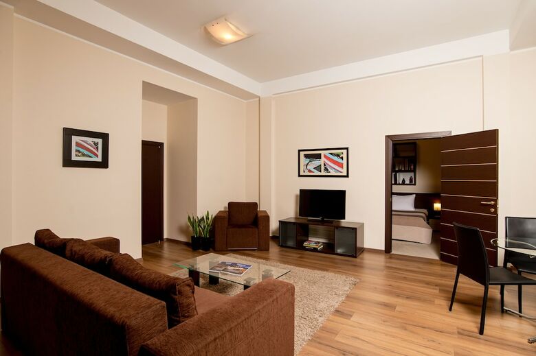 Hotel Senator Apartments City Center