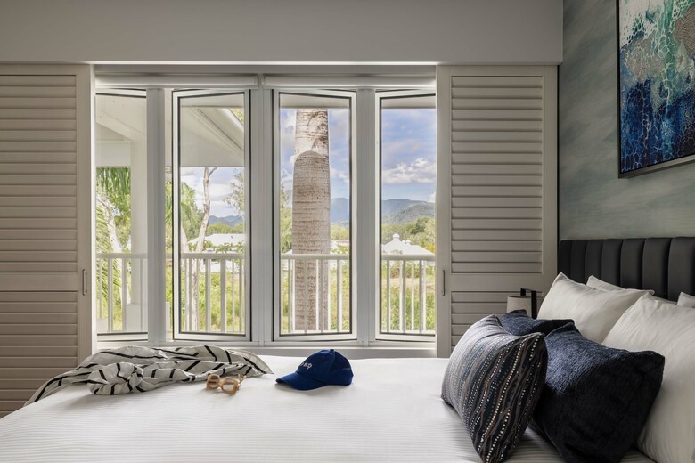Hotel Peppers Beach Club And Spa Palm Cove