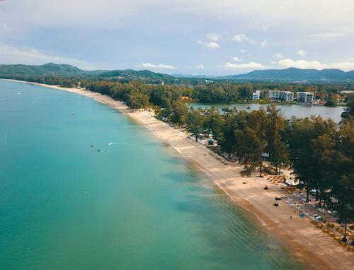 Apartamentos Ocean Stone Phuket By Holy Cow 10