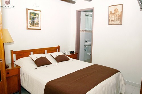 Hotel Ambal� Bogot� Colonial