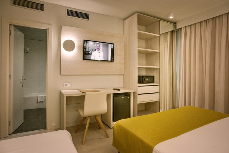 Hotel Mediterr�neo