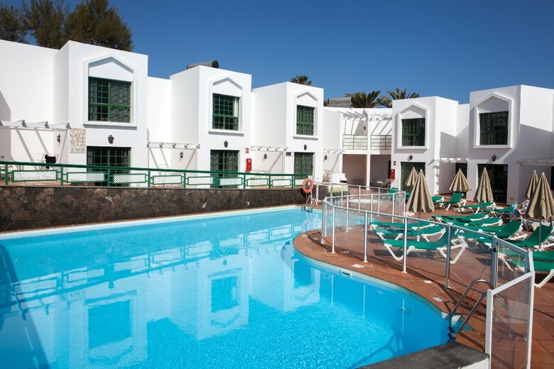 Apartamentos Tao Caleta Playa