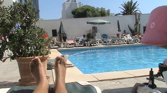 Hotel Temi (.)