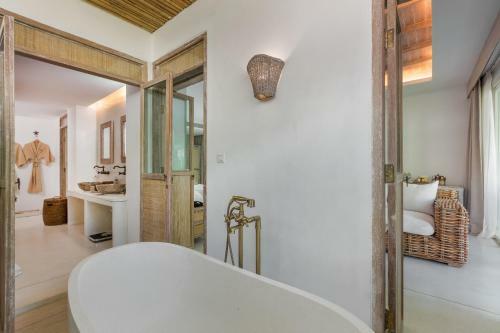 Hotel Eden Beach Khaolak Resort And Spa
