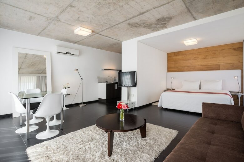 Costa Colonia Riverside Boutique Hotel