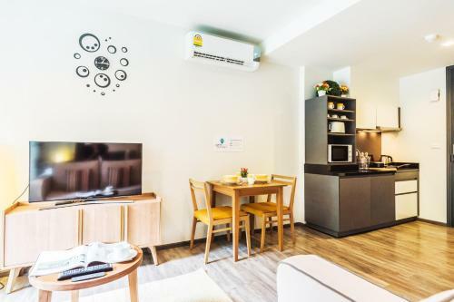 Apartamentos The Deck Patong By Favstay