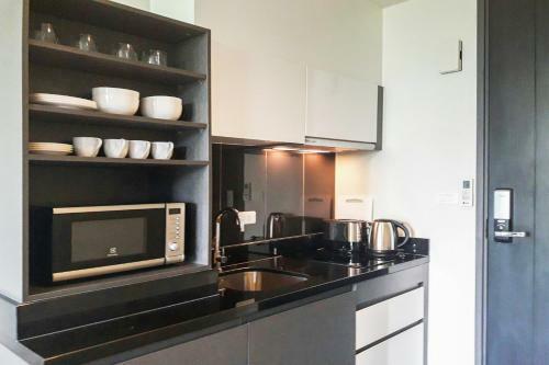 Apartamentos The Deck Patong By Favstay