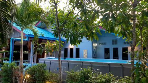Hotel Amantra Homestay & Village