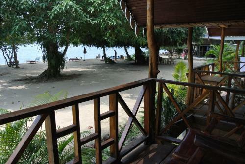 Bed & Breakfast Bangbaobeach Resort