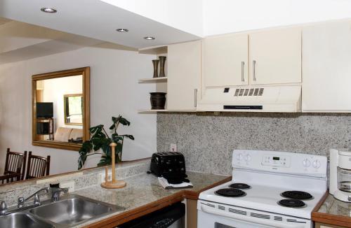 Villa Crescent Cove 68