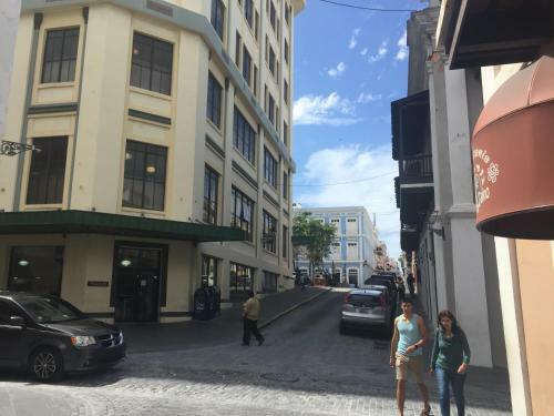 Old San Juan Balcony Apartment At Fortaleza St