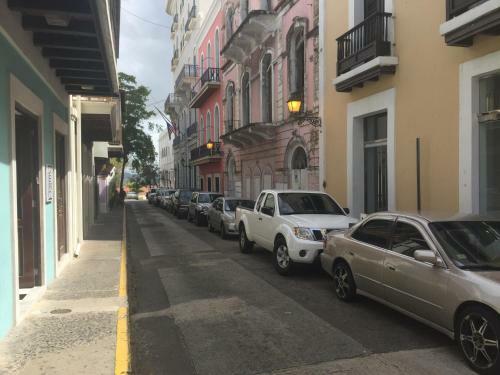 Old San Juan Balcony Apartment At Fortaleza St