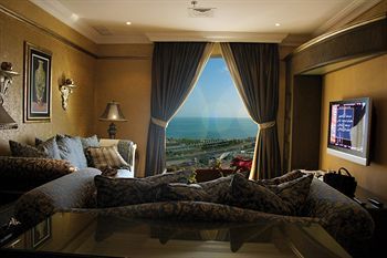 Hotel Plaza Athenee
