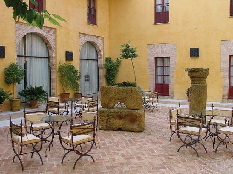Hotel Alcazar de La Reina