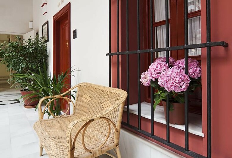 Hotel Husa Las Casas de Los Mercaderes