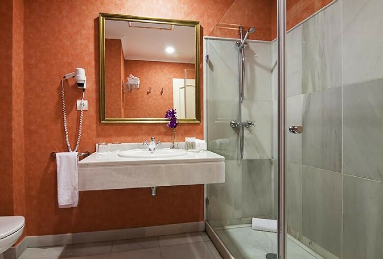 Hotel Husa Las Casas de Los Mercaderes