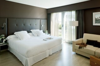 Hotel Barcel� Sevilla Renacimiento