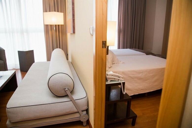 Hotel V�rtice Sevilla