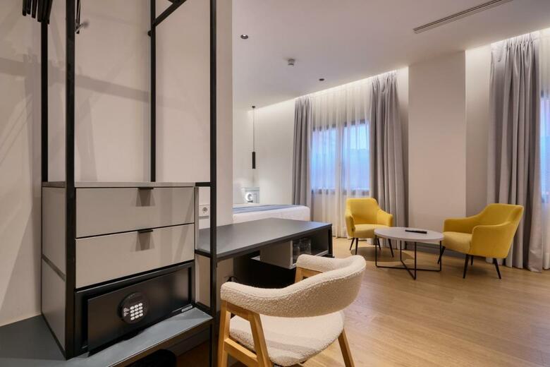 Hotel Murillo Reinoso