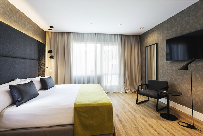 Hotel Catalonia Giralda