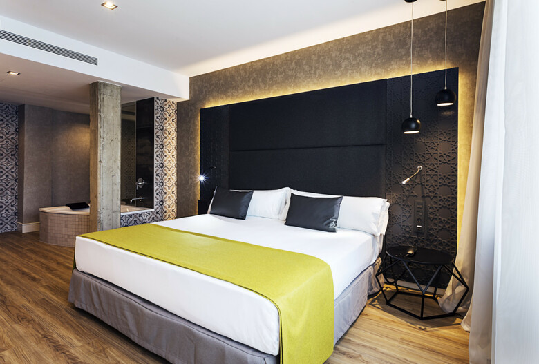 Hotel Catalonia Giralda