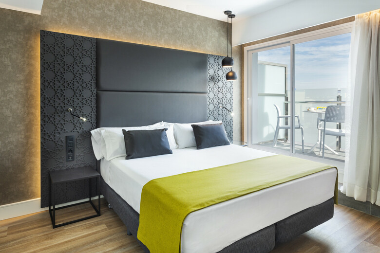 Hotel Catalonia Giralda