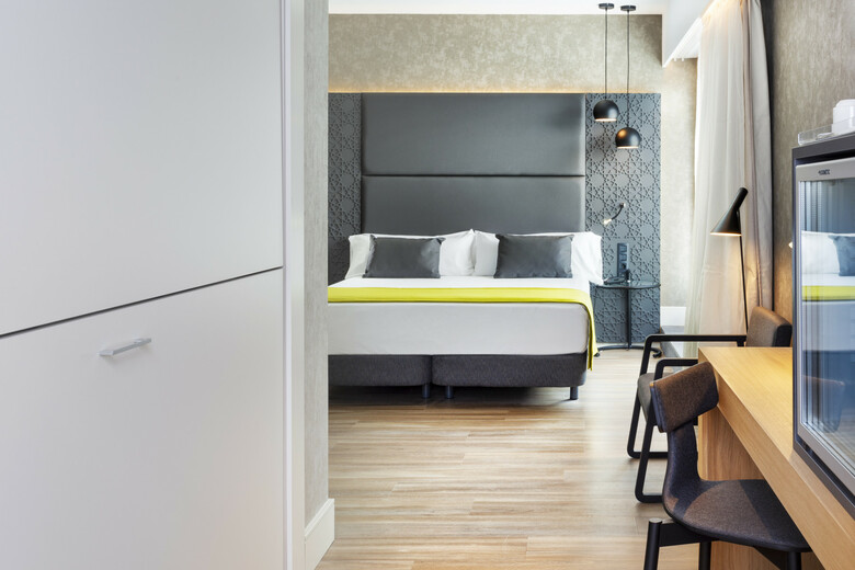 Hotel Catalonia Giralda