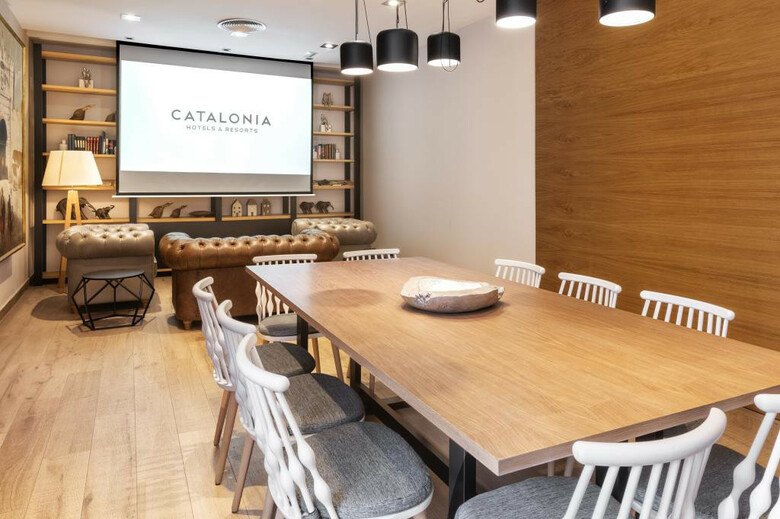 Hotel Catalonia Giralda