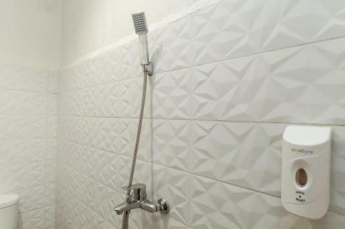 Hostal Reddoorz @ Slamet Riyadi