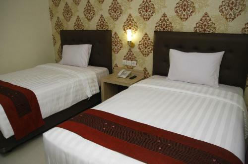 Hotel Hersya Front One Inn Surabaya