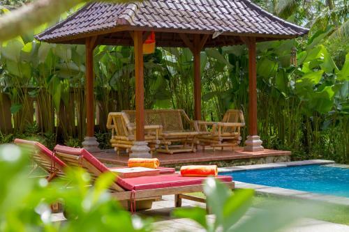 Bed & Breakfast Buah Nagasari Cottages