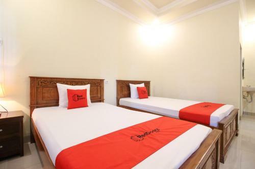 Hotel Reddoorz @ Kompleks Candi Borobudur