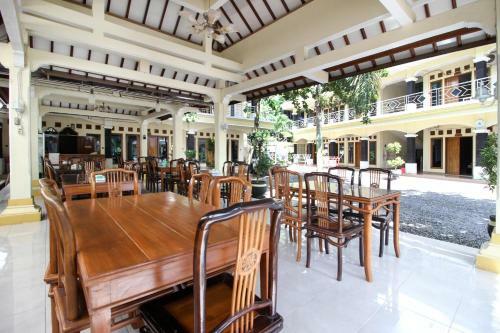 Hotel Reddoorz @ Kompleks Candi Borobudur