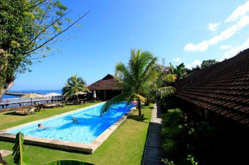 Hotel Cocotinos Manado