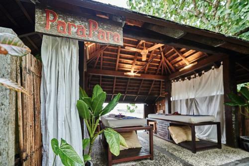 Hotel Cocotinos Manado