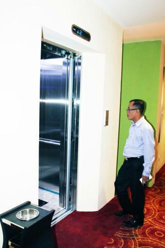 Maleosan Inn Manado Hotel