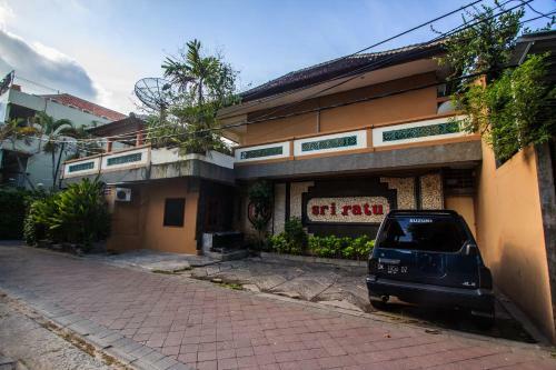Hostal Sri Ratu Hotel