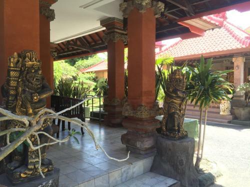 Hotel Agung Cottages