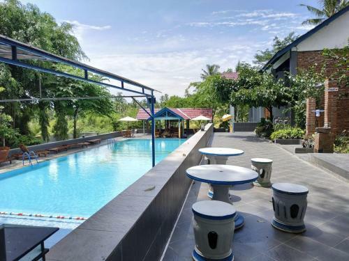 Hotel Villa Kemarang Banyuwangi