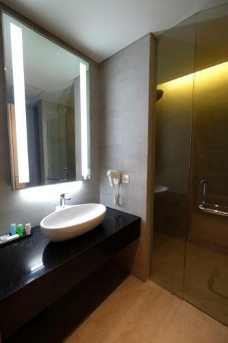 Hotel Ayola Lippo Cikarang