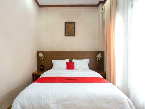 Hotel Reddoorz @ Tugu Puncak Bogor