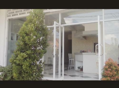 Albergue Wisma Bhinneka Bali