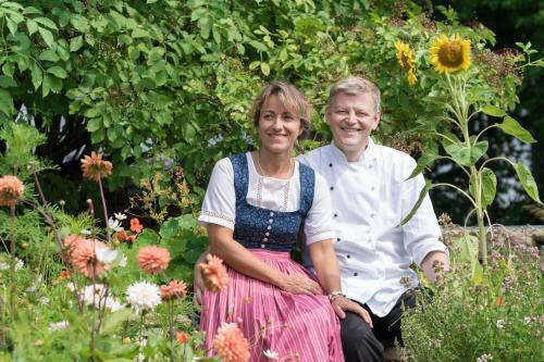Hostal Pension Zum Ebenstein Am Donausteig