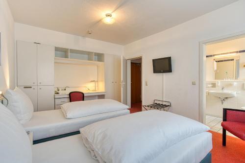 Hotel Elbotel Rostock By Centro