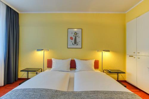 Hotel Elbotel Rostock By Centro