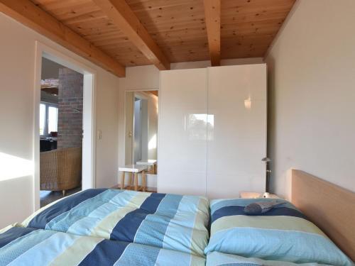 Landhaus Mit S�dterrasse Am Teich