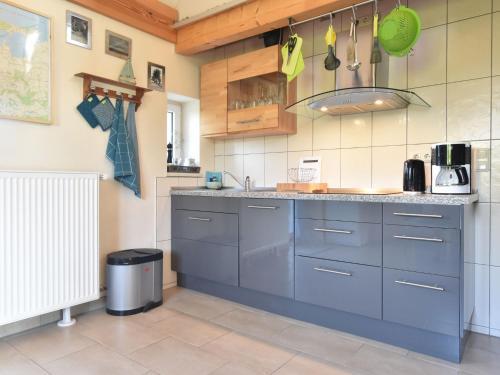 Landhaus Mit S�dterrasse Am Teich