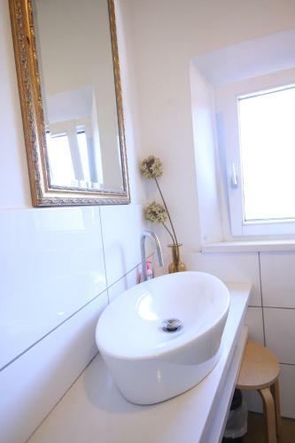 A-domo Apartment-hotels Ruhr Th�ringer